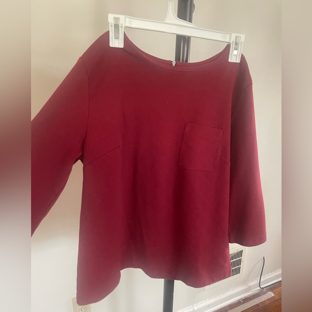 Women’s burgundy top